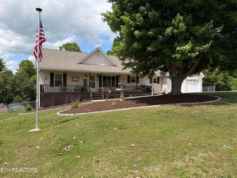 327 Gail Lane Jacksboro TN 37757