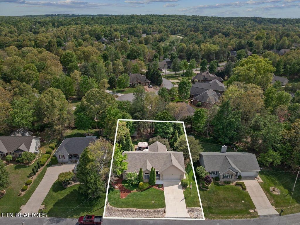 Photo of 25 Brooks Lane #65 Oak, Crossville, TN 38558 (MLS # 1338285)