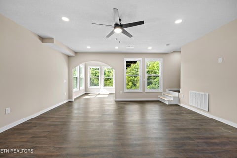 Tiny photo for 1045 N Gay St, Dandridge, TN 37725 (MLS # 1349987)