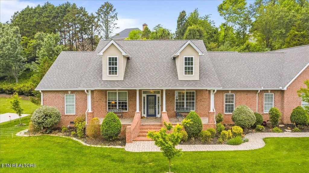 Photo of 48 Riverside Drive, Oak Ridge, TN 37830 (MLS # 1340015)