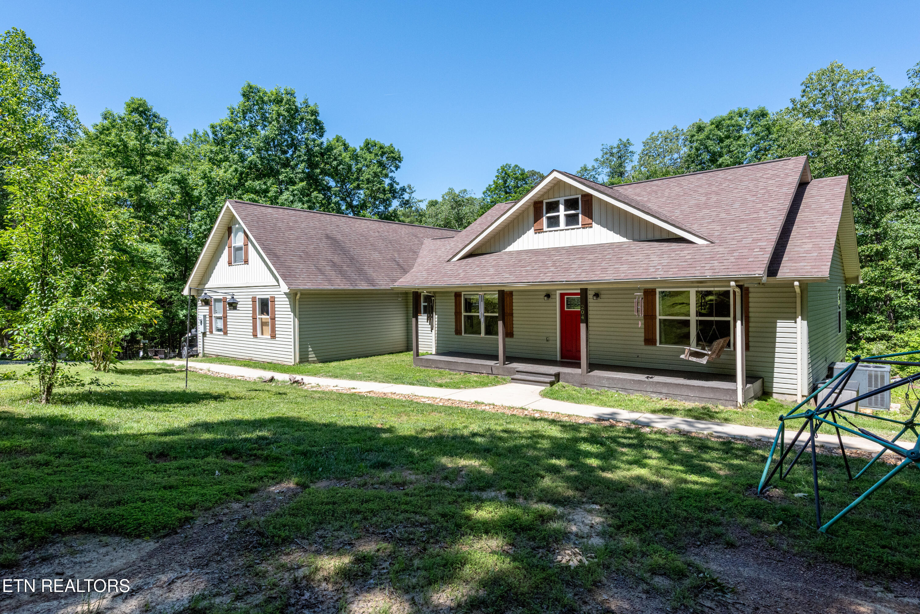 204 Forest Ridge Drive
