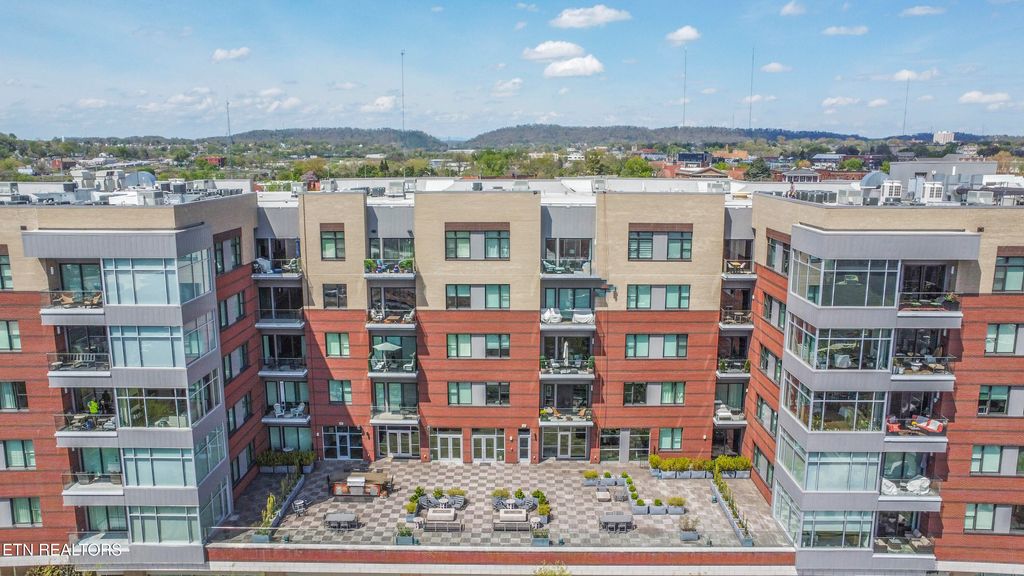 Photo of 333 W Depot Ave #509, Knoxville, TN 37917 (MLS # 1337947)