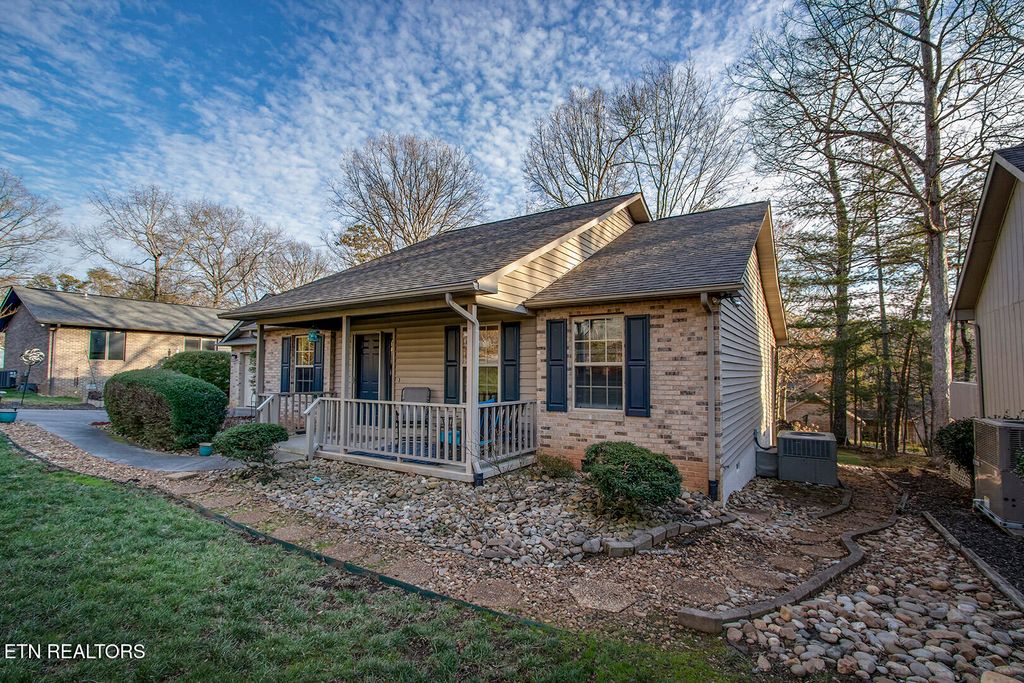 Photo of 333 Oostanali Circle, Loudon, TN 37774 (MLS # 1328292)