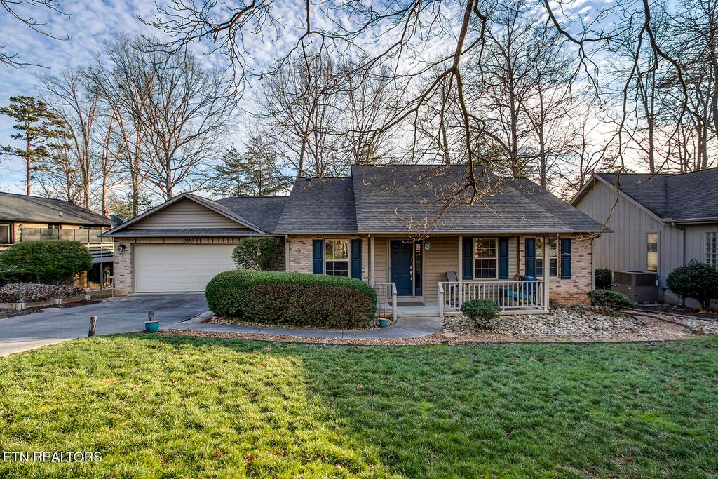 Photo of 333 Oostanali Circle, Loudon, TN 37774 (MLS # 1328292)