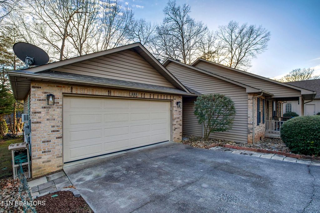 Photo of 333 Oostanali Circle, Loudon, TN 37774 (MLS # 1328292)