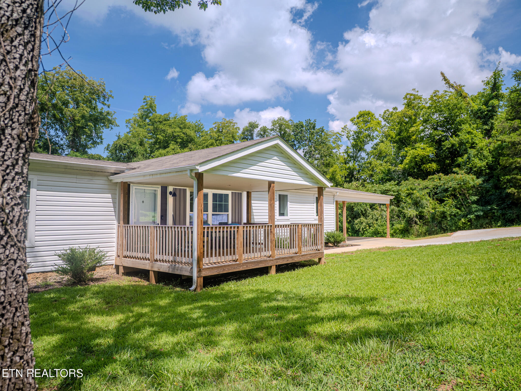 129 W Vinegar Valley Rd