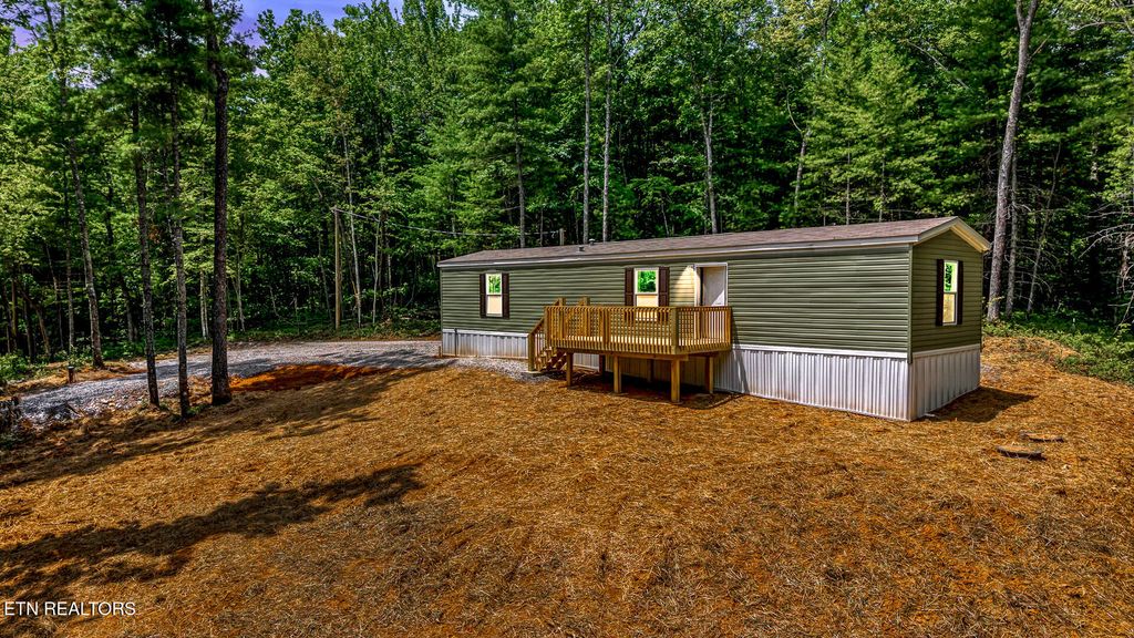 Photo of 5813 Bobcat Tr, Tallassee, TN 37878 (MLS # 1348712)