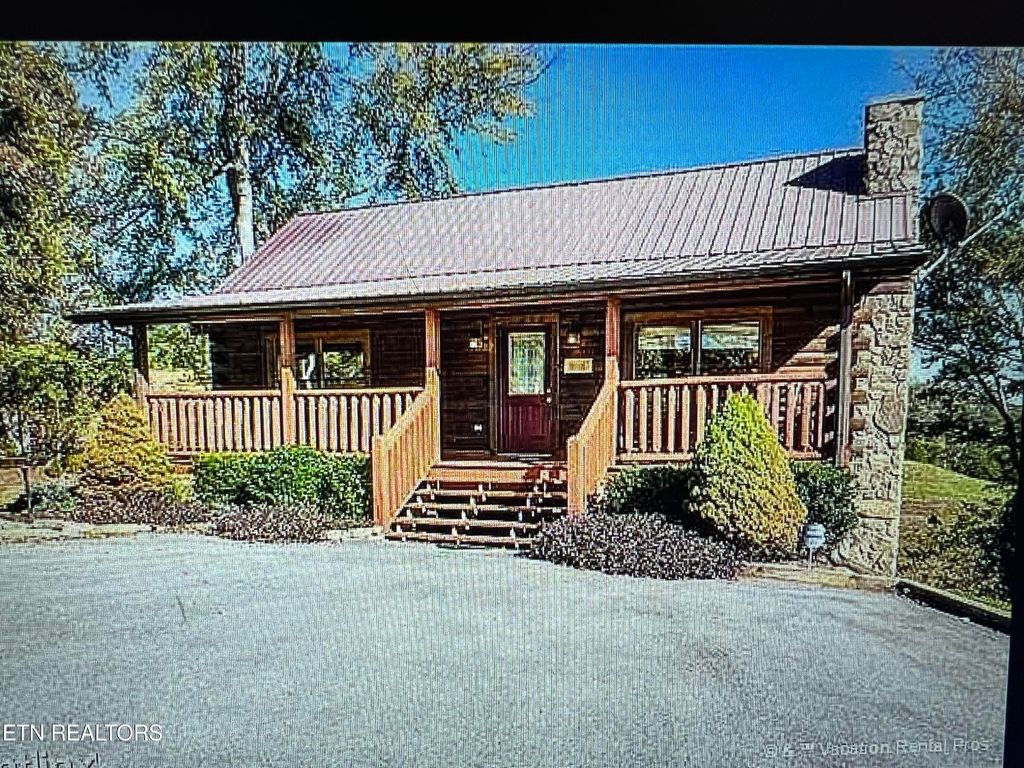 Photo of 1528 Rainbow Ridge Way, Sevierville, TN 37862 (MLS # 1328748)