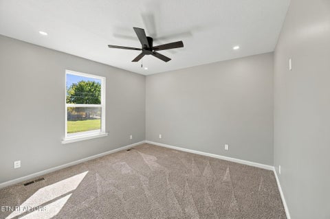 Tiny photo for 610 Lawrence St, Etowah, TN 37331 (MLS # 1359642)