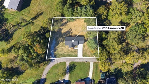 Tiny photo for 610 Lawrence St, Etowah, TN 37331 (MLS # 1359642)