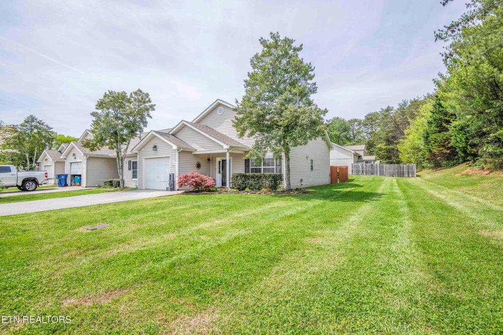 Photo of 10603 Alysun Nikole Drive, Knoxville, TN 37934 (MLS # 1335983)