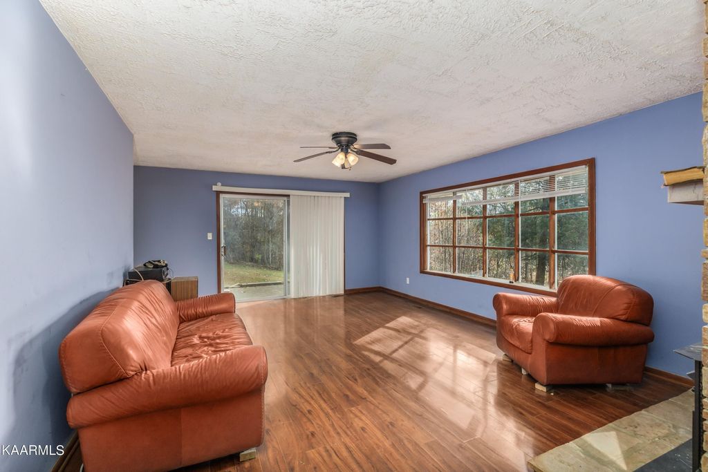 Photo of 332 McVey Rd, Tazewell, TN 37879 (MLS # 1210746)