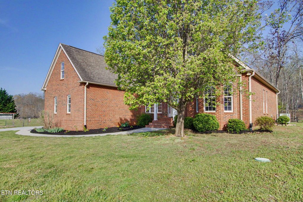 Photo of 552 Man O War Drive, Seymour, TN 37865 (MLS # 1335393)