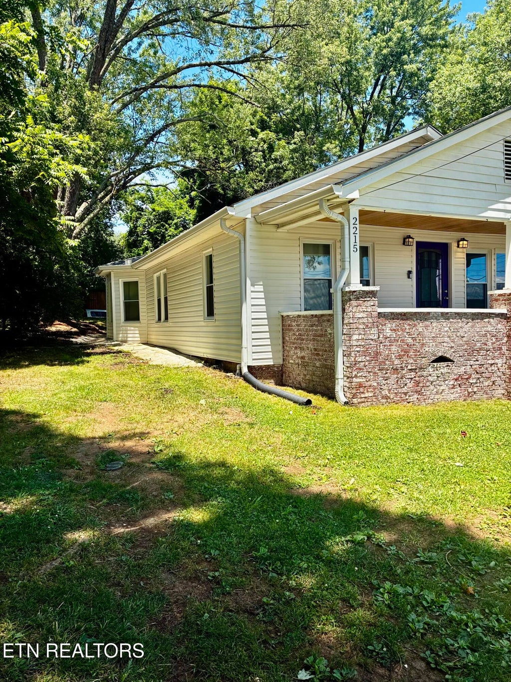 Photo of 2215 Morningside Drive, Morristown, TN 37814 (MLS # 1346523)