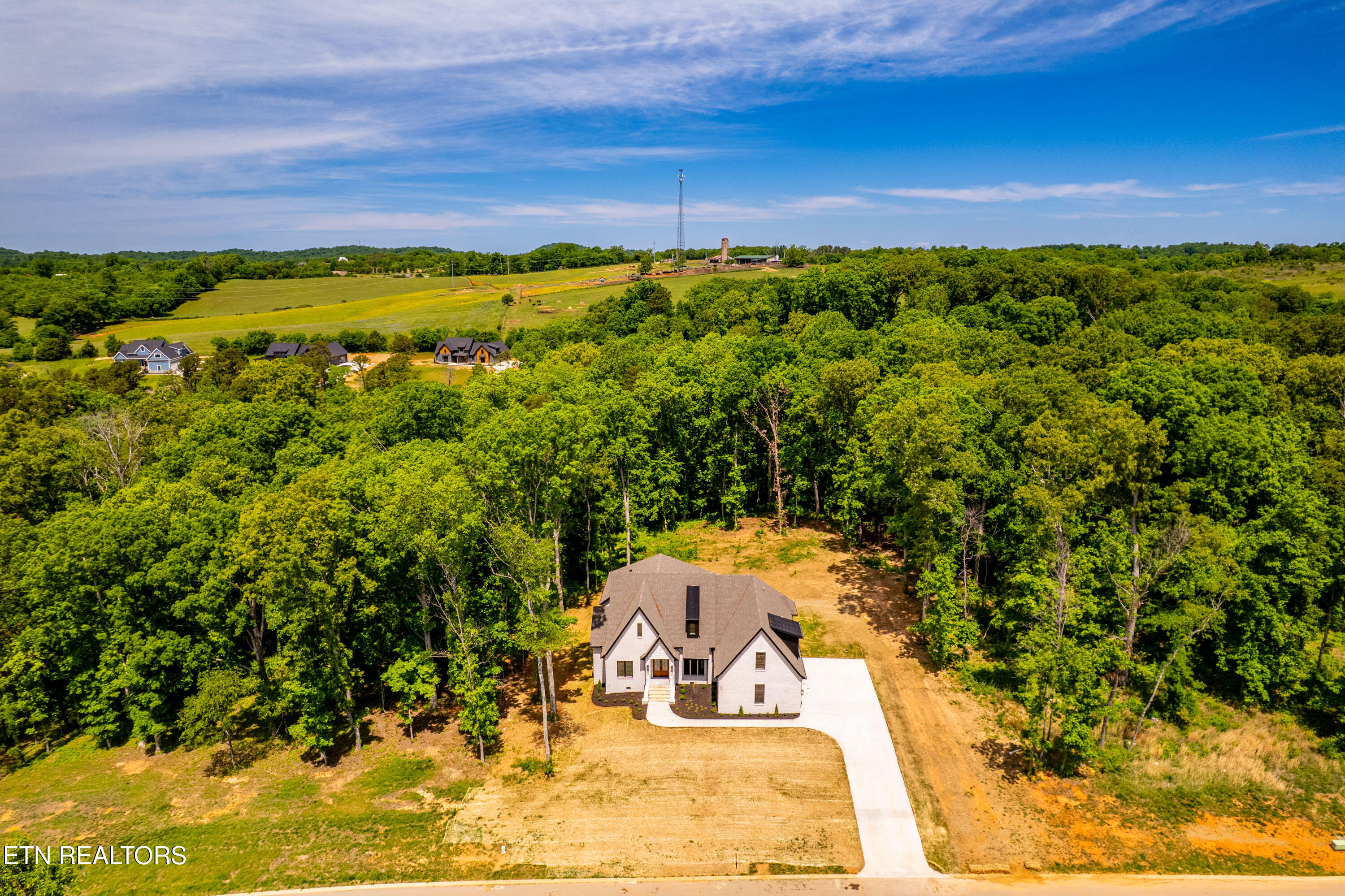 1221 Kellys View Drive
