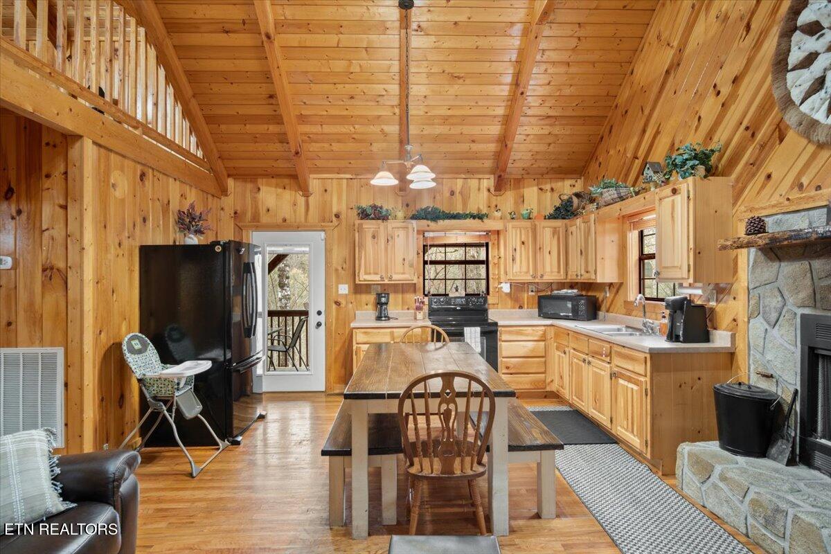 4164 Lumber Jack Way