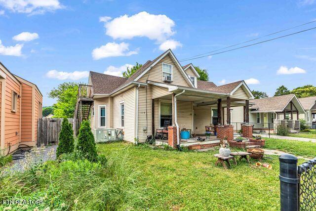 123 E Springdale Ave