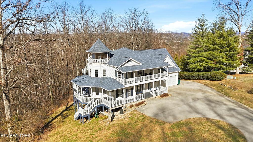 Photo of 6715 Arapahoe Lane, Knoxville, TN 37918 (MLS # 1326649)