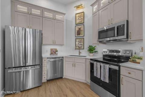 Tiny photo for 445 W Blount Ave #108, Knoxville, TN 37920 (MLS # 1357504)