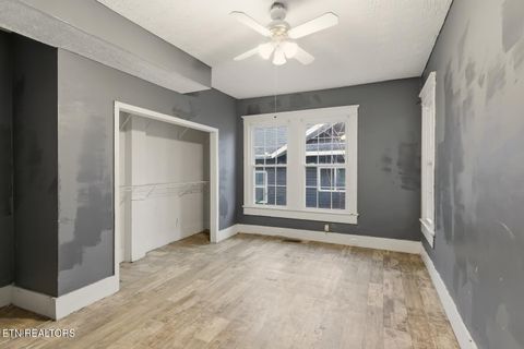Tiny photo for 2210 Virginia Ave, Knoxville, TN 37921 (MLS # 1325896)