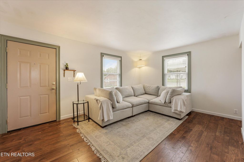 Photo of 1103 Huffland Drive, Loudon, TN 37774 (MLS # 1340022)
