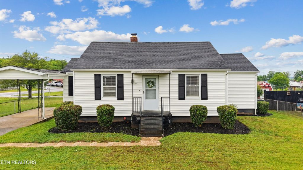 Photo of 1103 Huffland Drive, Loudon, TN 37774 (MLS # 1340022)