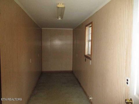 Tiny photo for 639 Southard St, Tellico Plains, TN 37385 (MLS # 1325698)