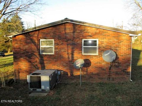 Tiny photo for 639 Southard St, Tellico Plains, TN 37385 (MLS # 1325698)