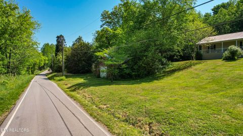 Tiny photo for 125 Unicoi Church Lane, Tellico Plains, TN 37385 (MLS # 1338200)