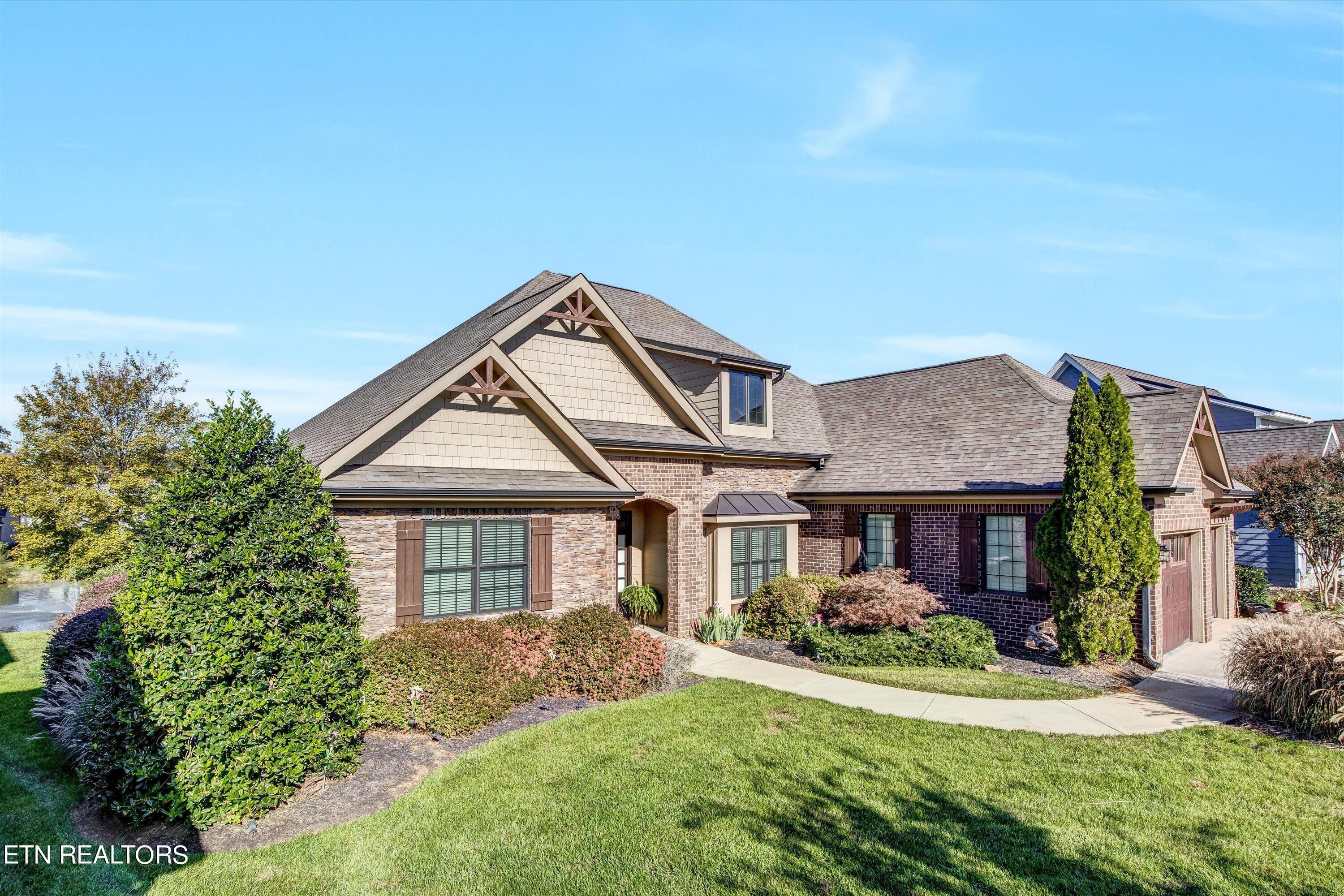 2775 Old Club Rd