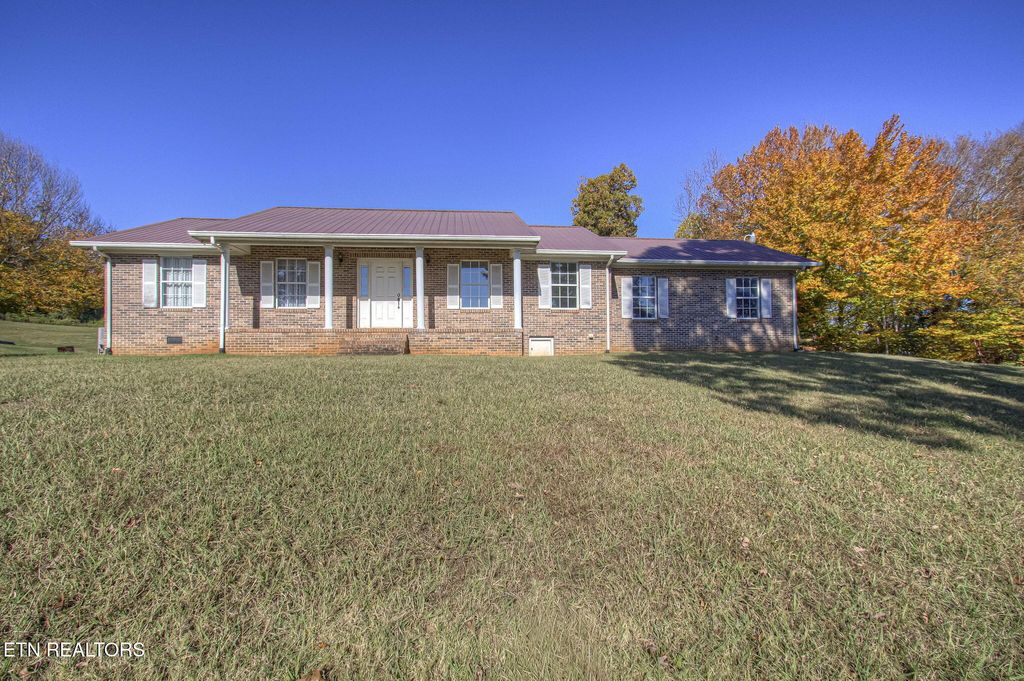 Photo of 2726 W Old Topside Rd, Louisville, TN 37777 (MLS # 1323330)
