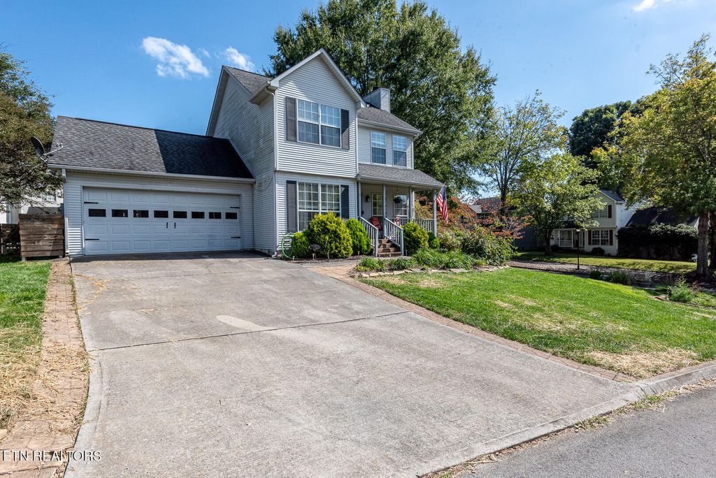 Photo of 1246 Edenbridge Way, Knoxville, TN 37923 (MLS # 1318339)