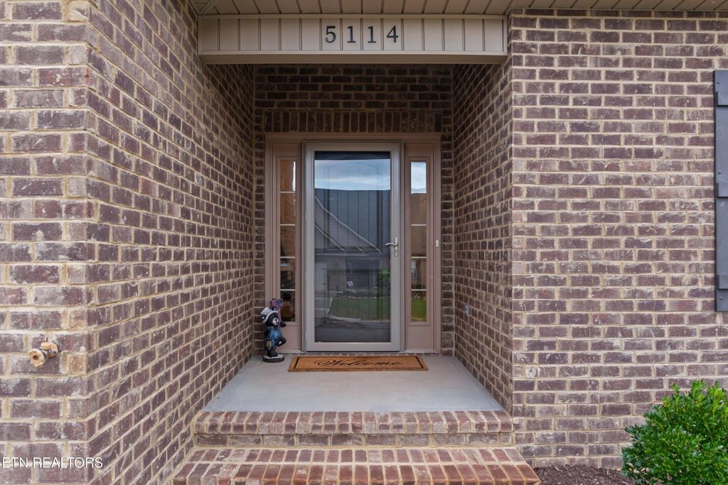 Photo of 5114 Ivy Branch Lane, Knoxville, TN 37918 (MLS # 1334938)