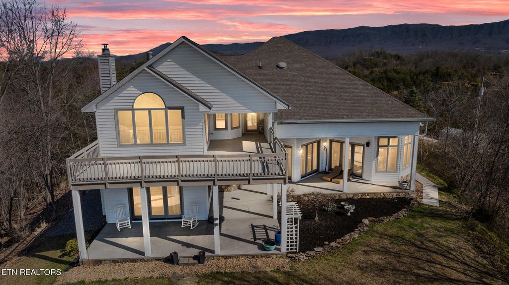 Photo of 3467 Caywood Rd, Dandridge, TN 37725 (MLS # 1330100)