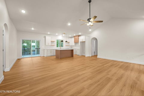 Tiny photo for 142 Creekview Court, Jamestown, TN 38556 (MLS # 1356231)