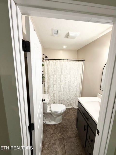 Tiny photo for 925 Medaris St, Clinton, TN 37716 (MLS # 1345993)
