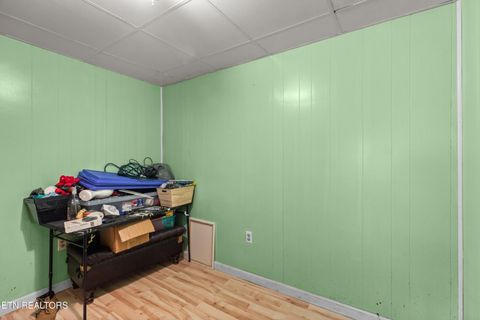 Tiny photo for 555 Poplar Ave, Jellico, TN 37762 (MLS # 1335454)