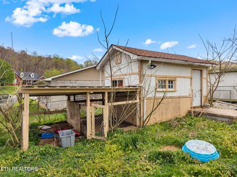 Tiny photo for 555 Poplar Ave, Jellico, TN 37762 (MLS # 1335454)