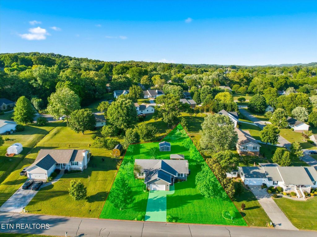 Photo of 1404 Housley Drive, Athens, TN 37303 (MLS # 1341472)