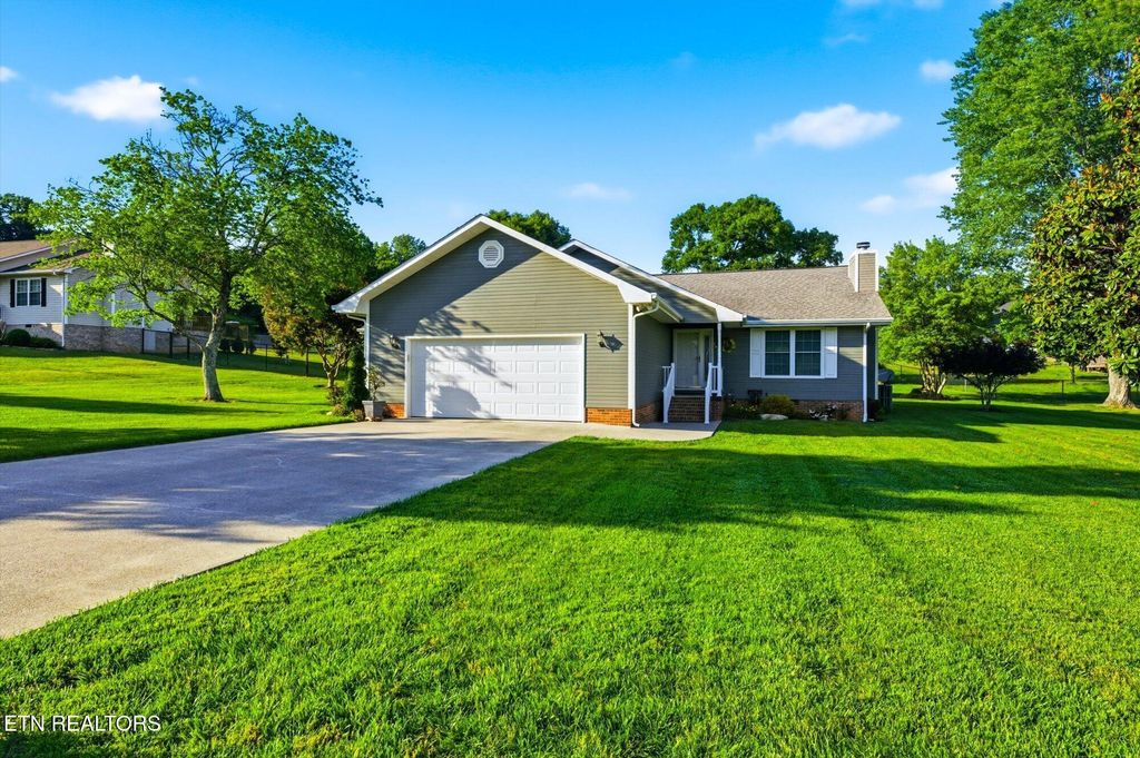 Photo of 1404 Housley Drive, Athens, TN 37303 (MLS # 1341472)