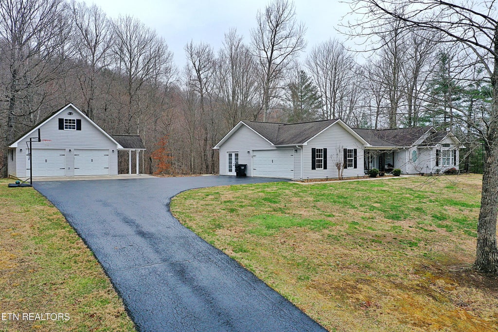 Photo of 383 Chance Drive, Oneida, TN 37841 (MLS # 1254901)