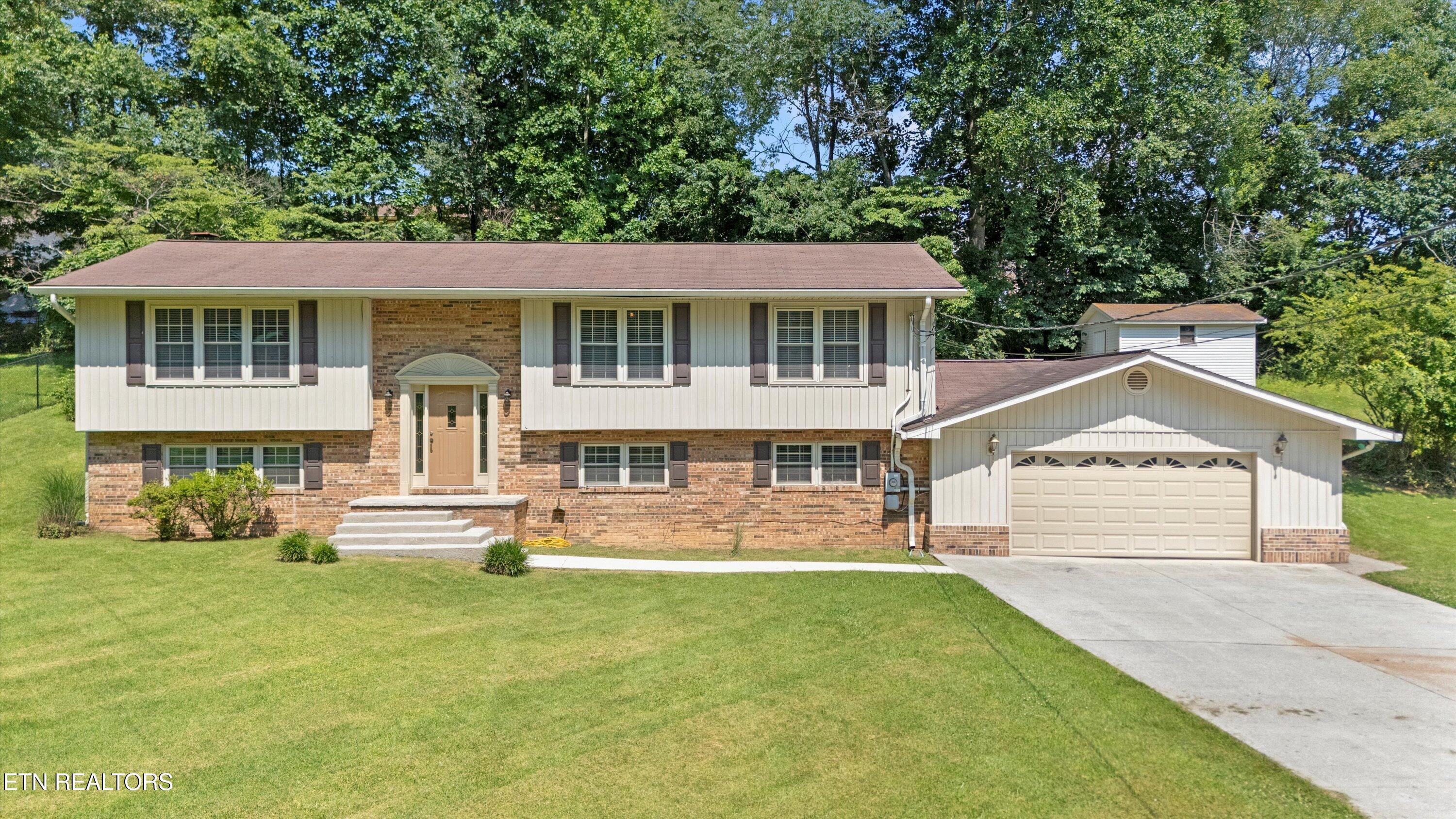 622 Woodland Drive