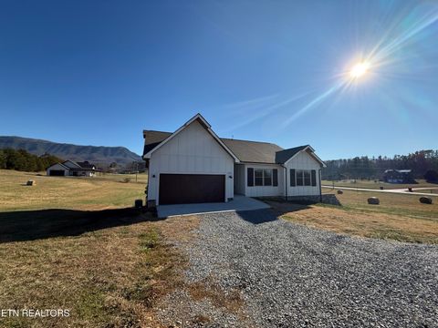 Photo of 4309 Newport Hwy, Dandridge, TN 37725 (MLS # 1324485)