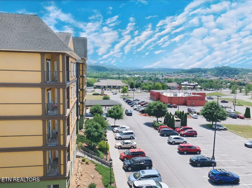 Photo of 225 Collier Drive #3503, Sevierville, TN 37862 (MLS # 1308818)