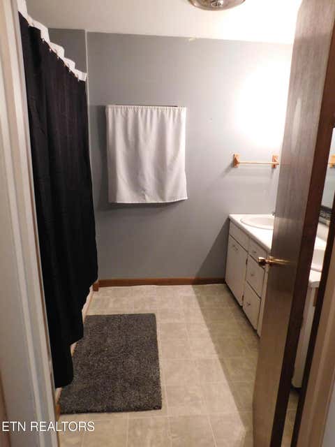 Tiny photo for 302 County Road 331, Sweetwater, TN 37874 (MLS # 1350014)