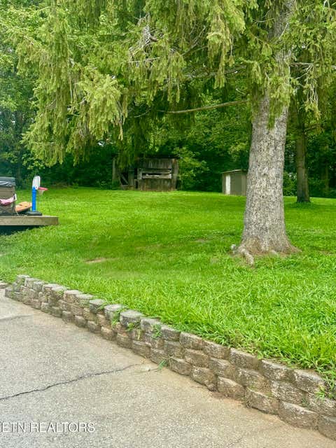Tiny photo for 302 County Road 331, Sweetwater, TN 37874 (MLS # 1350014)