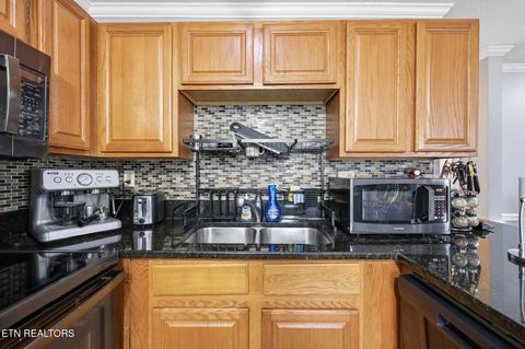 Tiny photo for 1510 Forest Ave #D101, Knoxville, TN 37916 (MLS # 1333811)