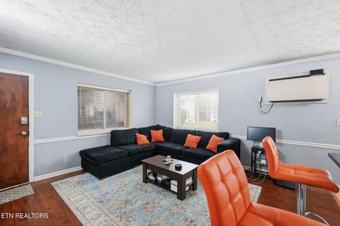 Tiny photo for 1510 Forest Ave #D101, Knoxville, TN 37916 (MLS # 1333811)