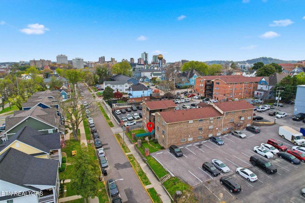 Photo of 1510 Forest Ave #D101, Knoxville, TN 37916 (MLS # 1333811)