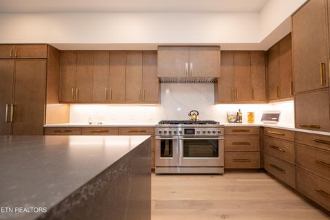 Tiny photo for 122 Stadium Way #612, Knoxville, TN 37915 (MLS # 1333048)